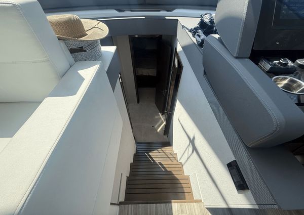 Cruisers Yachts 50 Cantius image