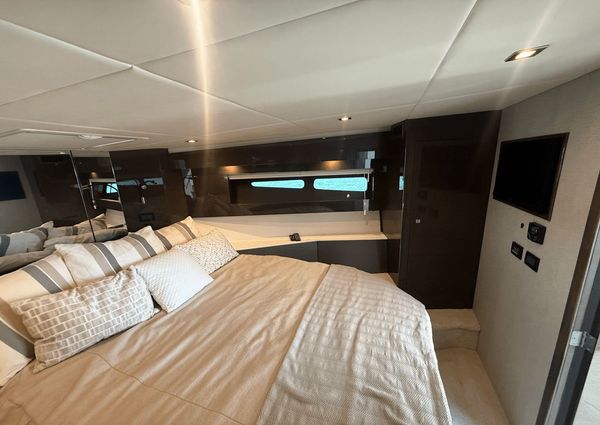 Cruisers Yachts 50 Cantius image