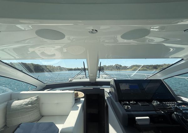 Cruisers Yachts 50 Cantius image