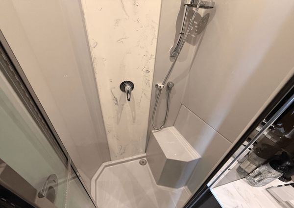 Cruisers Yachts 50 Cantius image