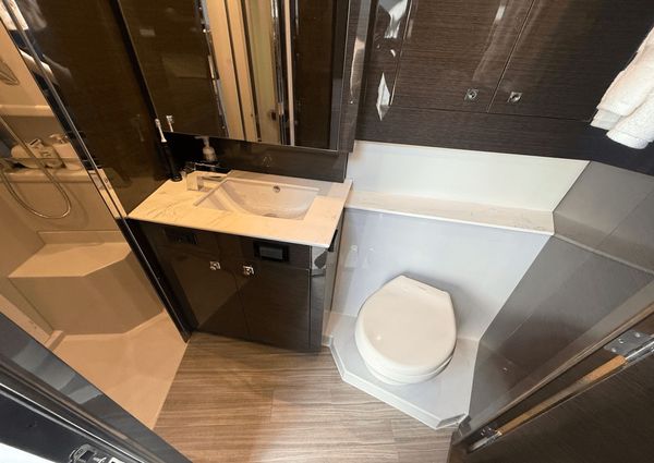 Cruisers Yachts 50 Cantius image