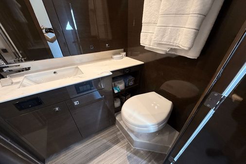 Cruisers Yachts 50 Cantius image