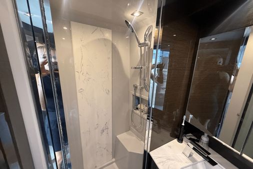 Cruisers Yachts 50 Cantius image