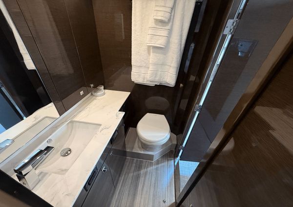 Cruisers Yachts 50 Cantius image