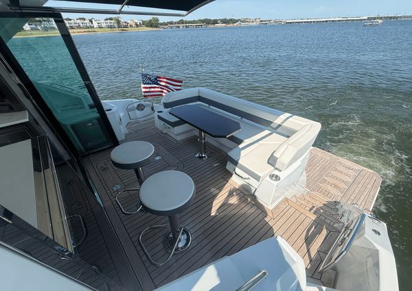 Cruisers Yachts 50 Cantius image