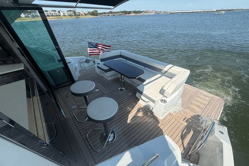 Cruisers Yachts 50 Cantius image
