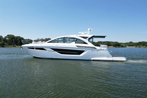 Cruisers Yachts 50 Cantius image
