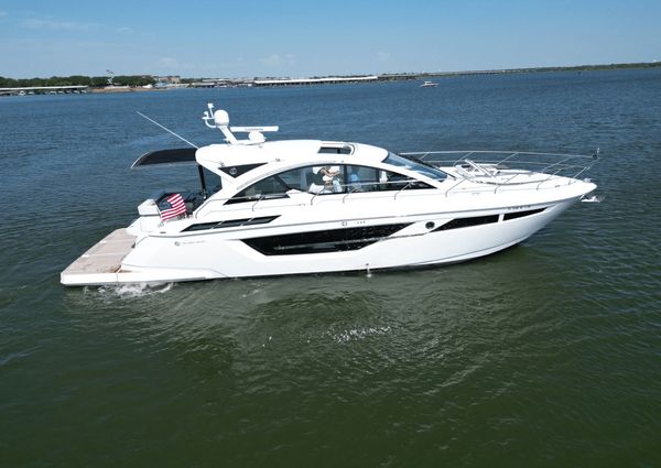 Cruisers Yachts 50 Cantius image