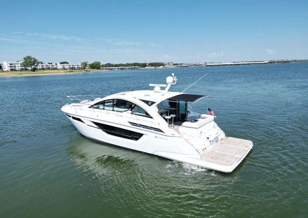 Cruisers Yachts 50 Cantius image