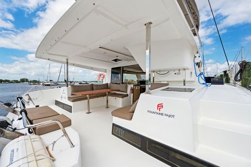 Fountaine Pajot Lucia 40 image