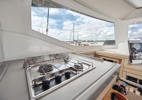 Fountaine Pajot Lucia 40 image