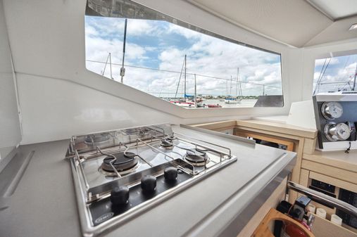 Fountaine Pajot Lucia 40 image