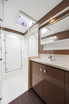 Fountaine Pajot Lucia 40 image