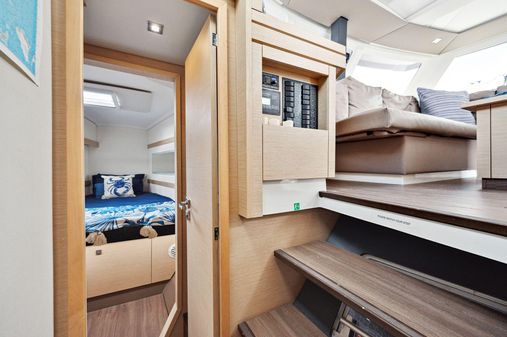 Fountaine Pajot Lucia 40 image