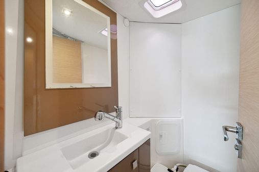 Fountaine Pajot Lucia 40 image