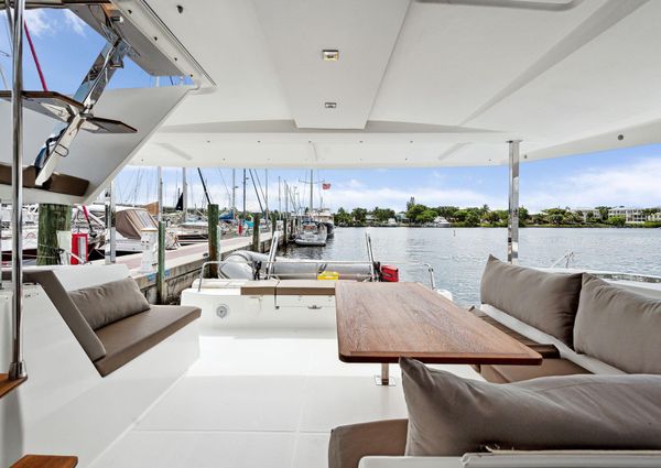 Fountaine Pajot Lucia 40 image