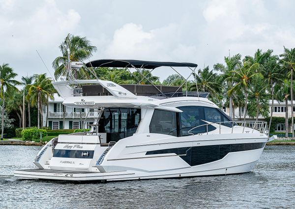 Galeon 500 Fly image