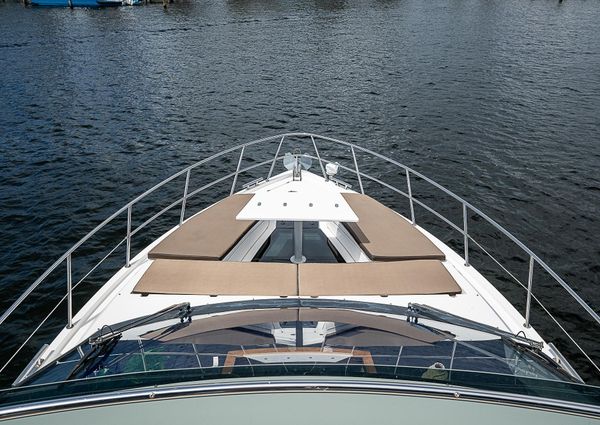 Galeon 500 Fly image