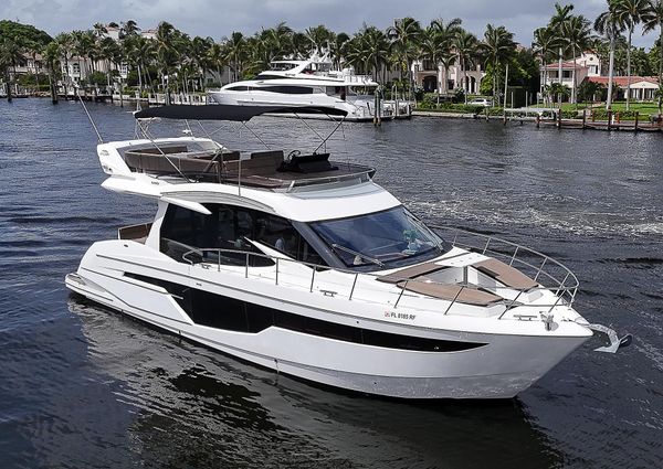 Galeon 500 Fly image