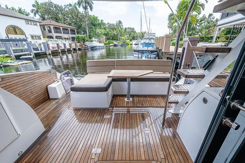 Galeon 500 Fly image