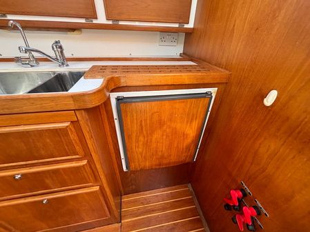 Swordsman 37 Aft Cabin image