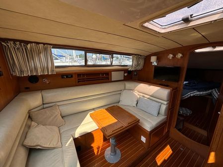 Swordsman 37-AFT-CABIN image