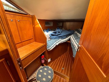 Swordsman 37 Aft Cabin image