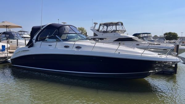 Sea Ray 360 Sundancer 