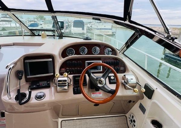 Sea Ray 360 Sundancer image