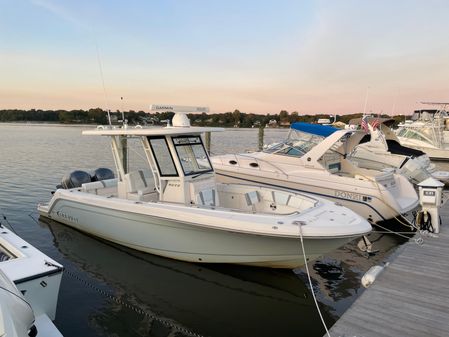 Robalo R272 image