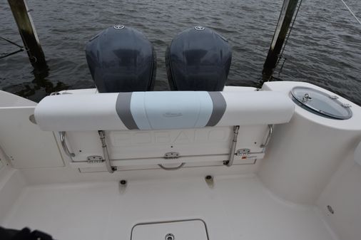 Robalo R272 image