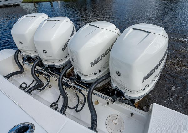 Boston Whaler 420 Outrage image