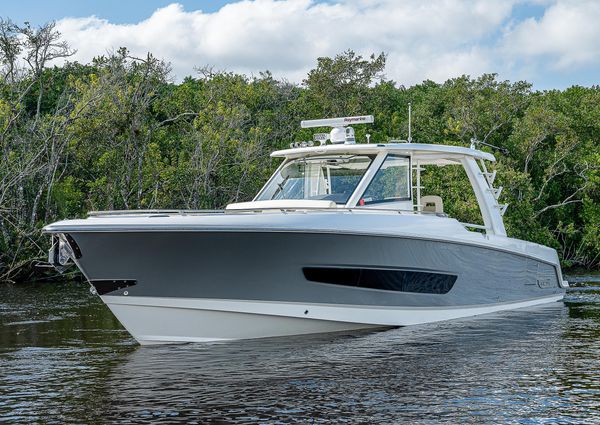 Boston Whaler 420 Outrage image