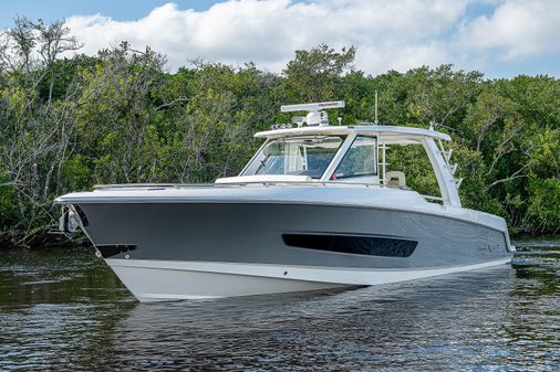 Boston Whaler 420 Outrage image