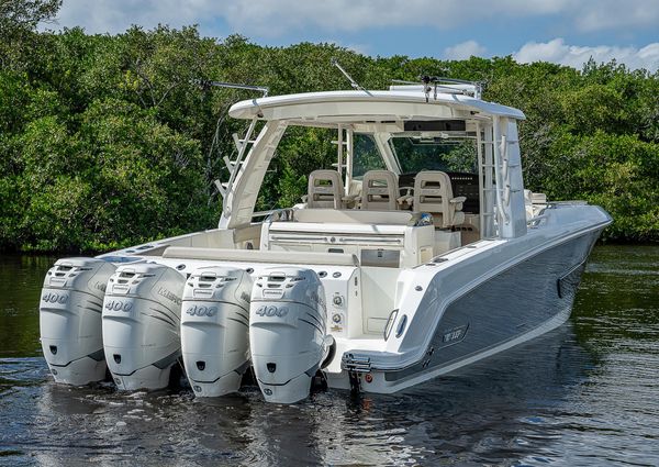 Boston Whaler 420 Outrage image