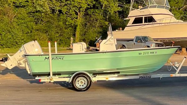 Maritime Skiff Defiant 189