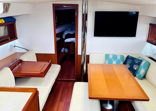 Beneteau Oceanis 45 image