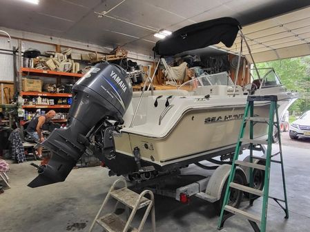 Sea Hunt 220 ESCAPE LE image