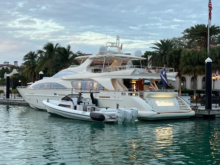 Azimut 105 image