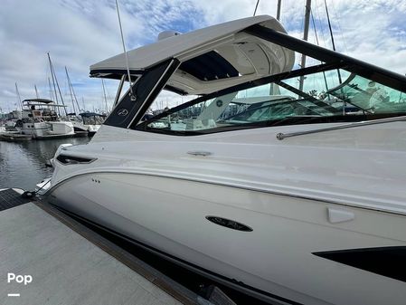 Sea Ray 320 Sundancer OB image