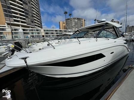 Sea Ray 320 Sundancer OB image