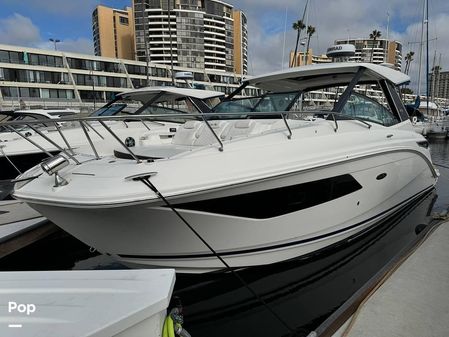 Sea Ray 320 Sundancer OB image