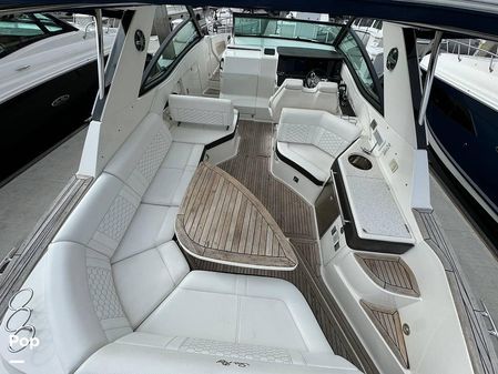 Sea Ray 320 Sundancer OB image