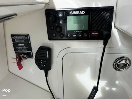 Sea Ray 320 Sundancer OB image