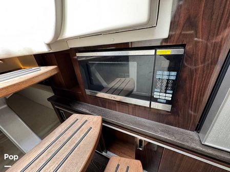 Sea Ray 320 Sundancer OB image