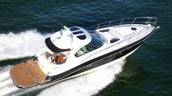 Four Winns V475