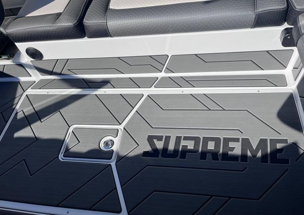 Supreme S240 image