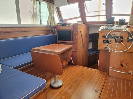 Cape-dory 28-FB-FAST-TRAWLER-01-YANMAR image