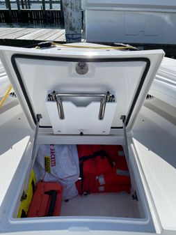 Regulator 34 Center Console image