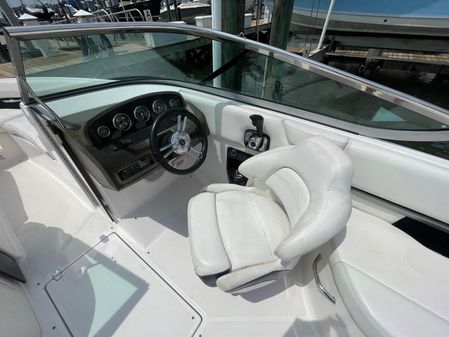 Regal 2500 Bowrider image